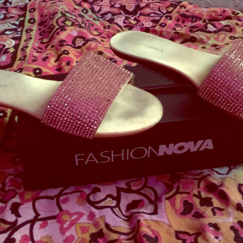Women’s sandals